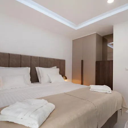 Luxury Galant 1 Apartman *