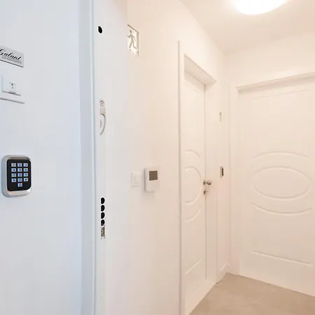 Luxury Galant 1 Split